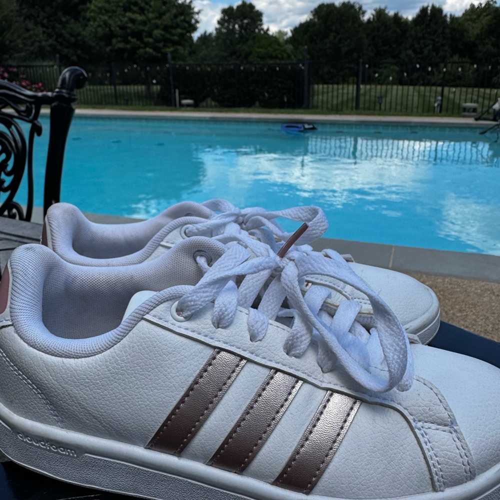 adidas White Low-Top Sneakers with Metallic Rose Stripes
